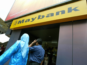 Maybank opens Islamic banking hub in Singapore