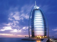 Проблема реструктуризации долгов Dubai World доминирует на открывающихся сегодня переговорах с кредиторами фонда
