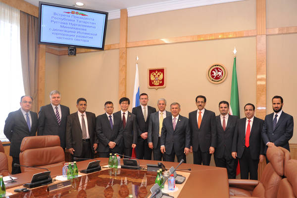 Президент Татарстана встретился с делегацией исламских бизнесменов