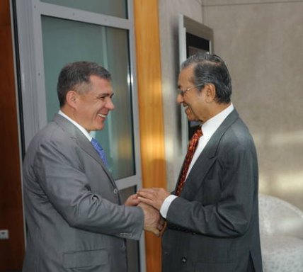 Сегодня Президент РТ Рустам Минниханов встретился с Махатхиром Мохамадом